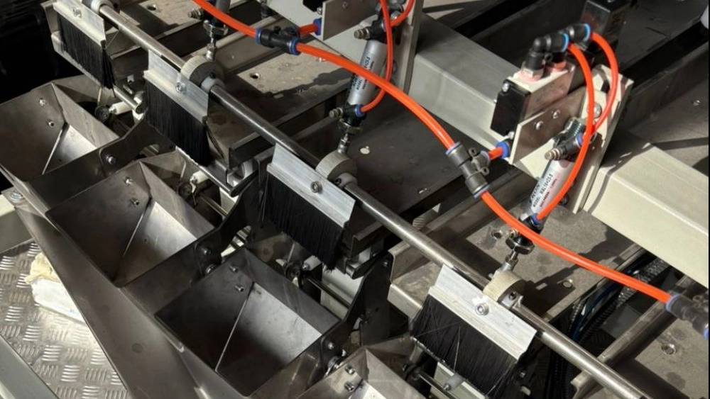 دستگاه بسته بندی چهار طرف دوخت در تبریز