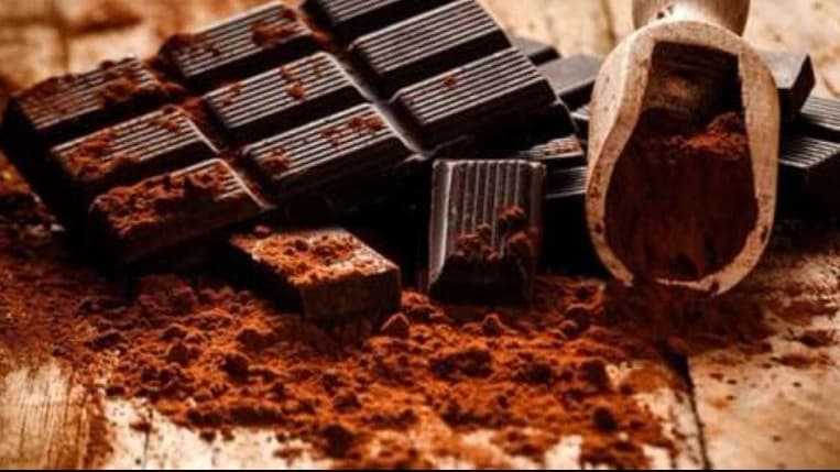 شکلات تلخ